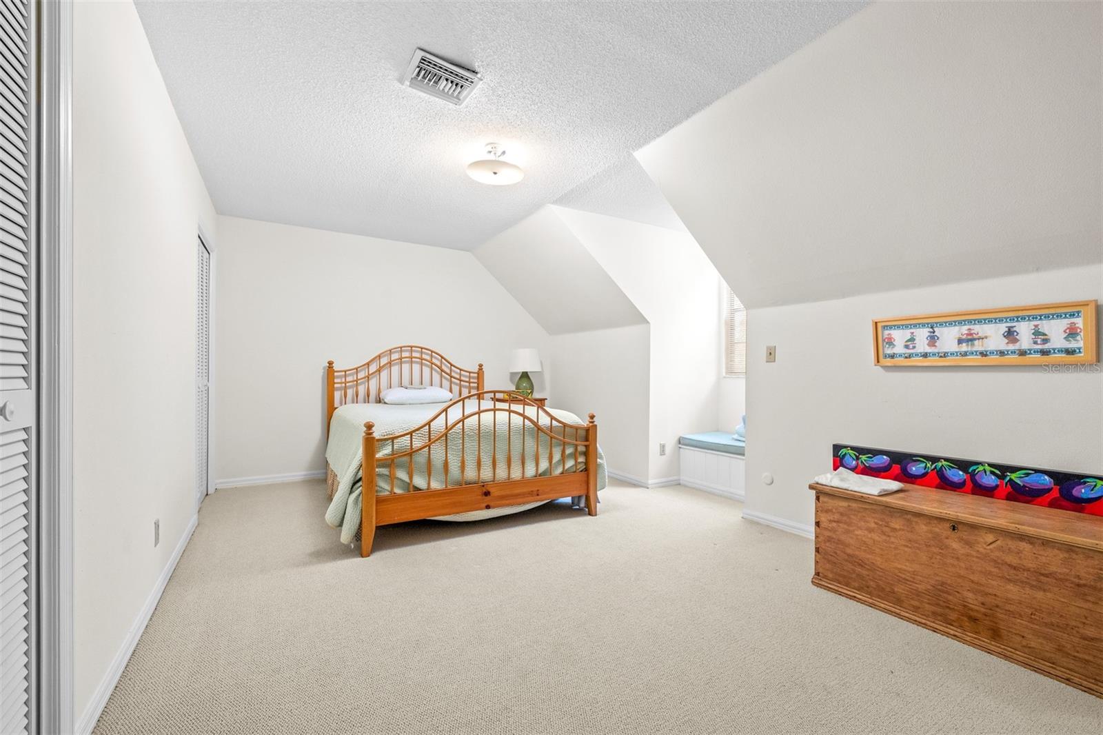Image 66 of 96 For 954 Campbell Avenue