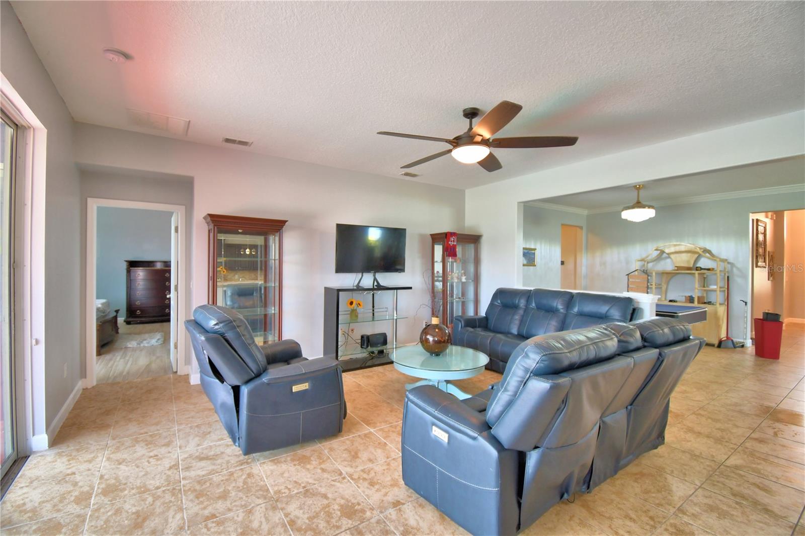 Image 5 of 41 For 3590 Cortland Drive