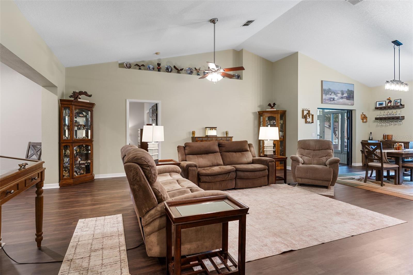 Image 7 of 47 For 89 Pine Forest Lane