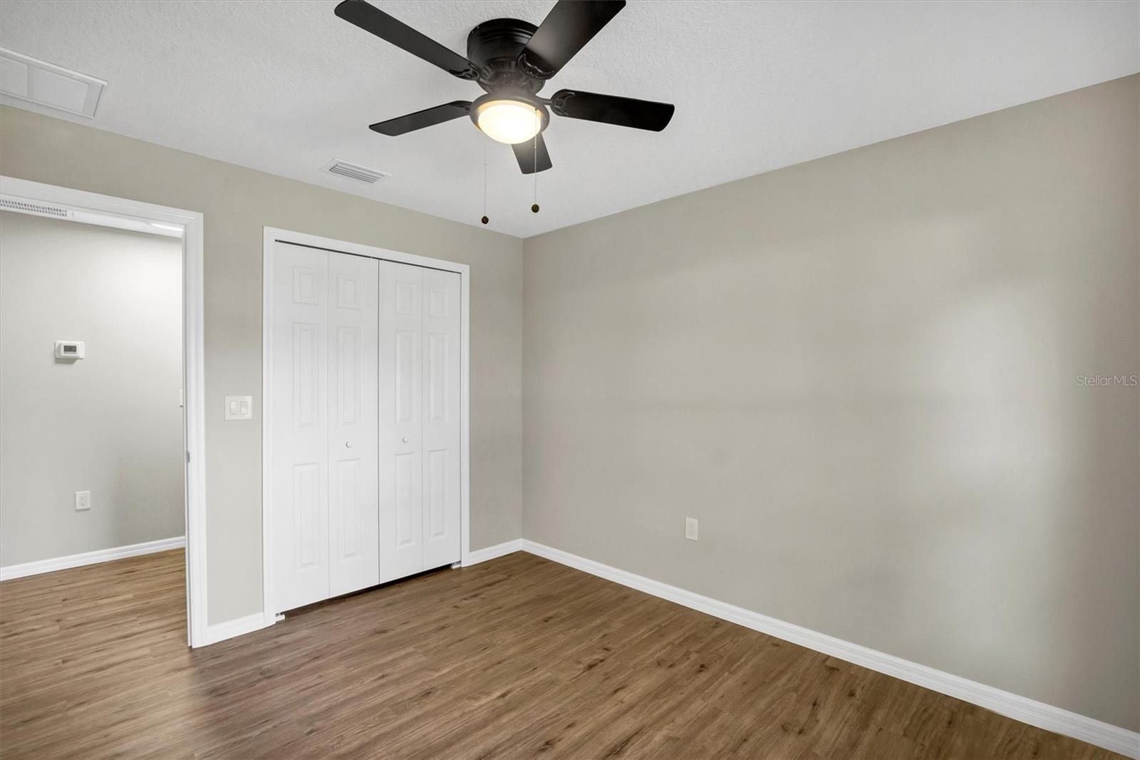 Image 18 of 31 For 2419 Blair Circle N