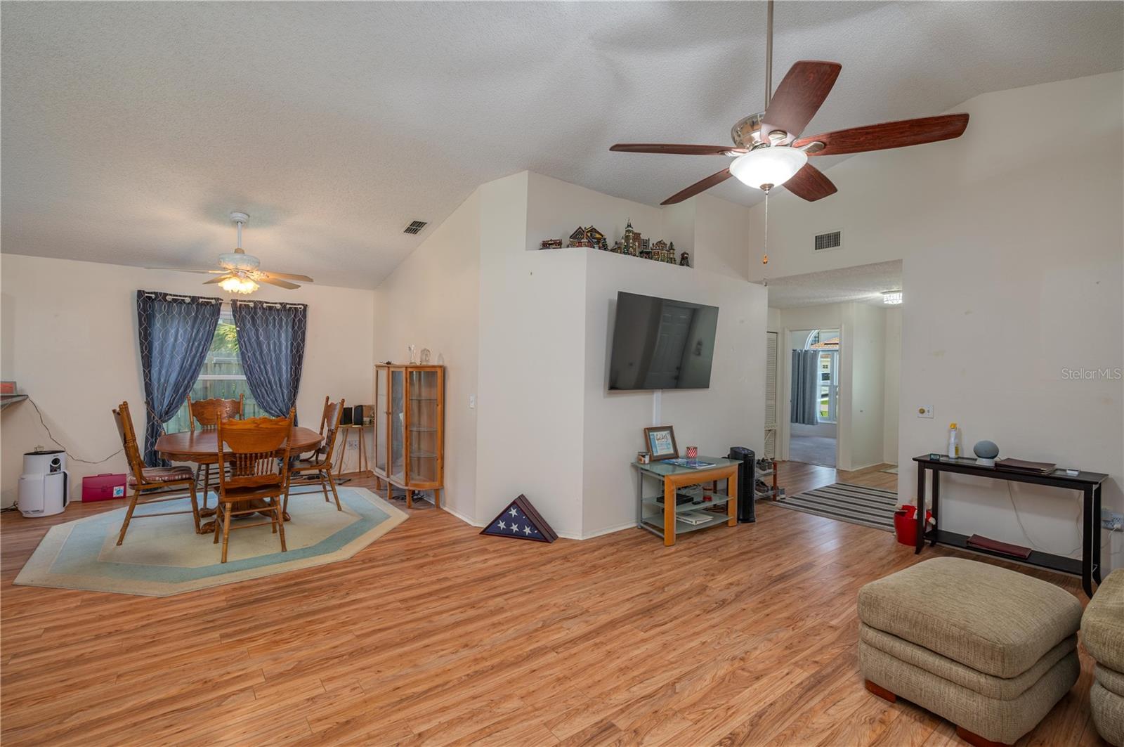 Image 10 of 29 For 132 Saint Kitts Circle
