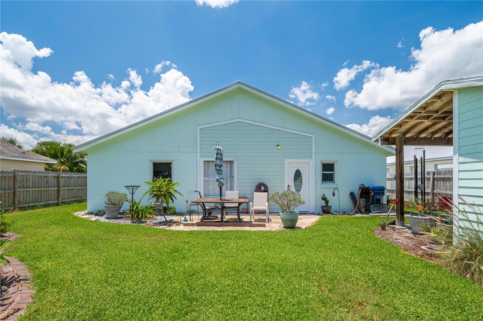 Image 4 of 29 For 132 Saint Kitts Circle