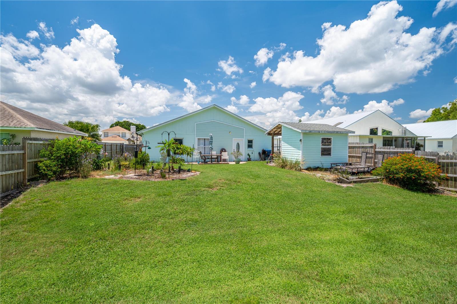 Image 6 of 29 For 132 Saint Kitts Circle