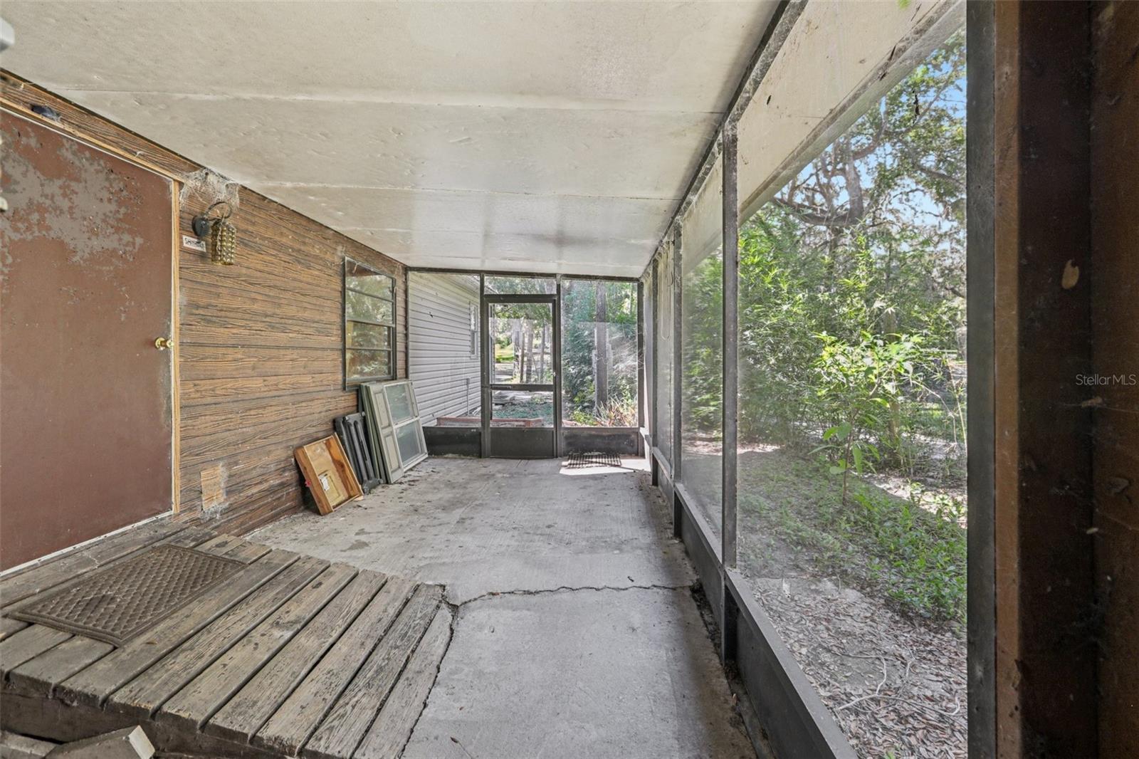 Image 36 of 71 For 29235 Bayhead Rd