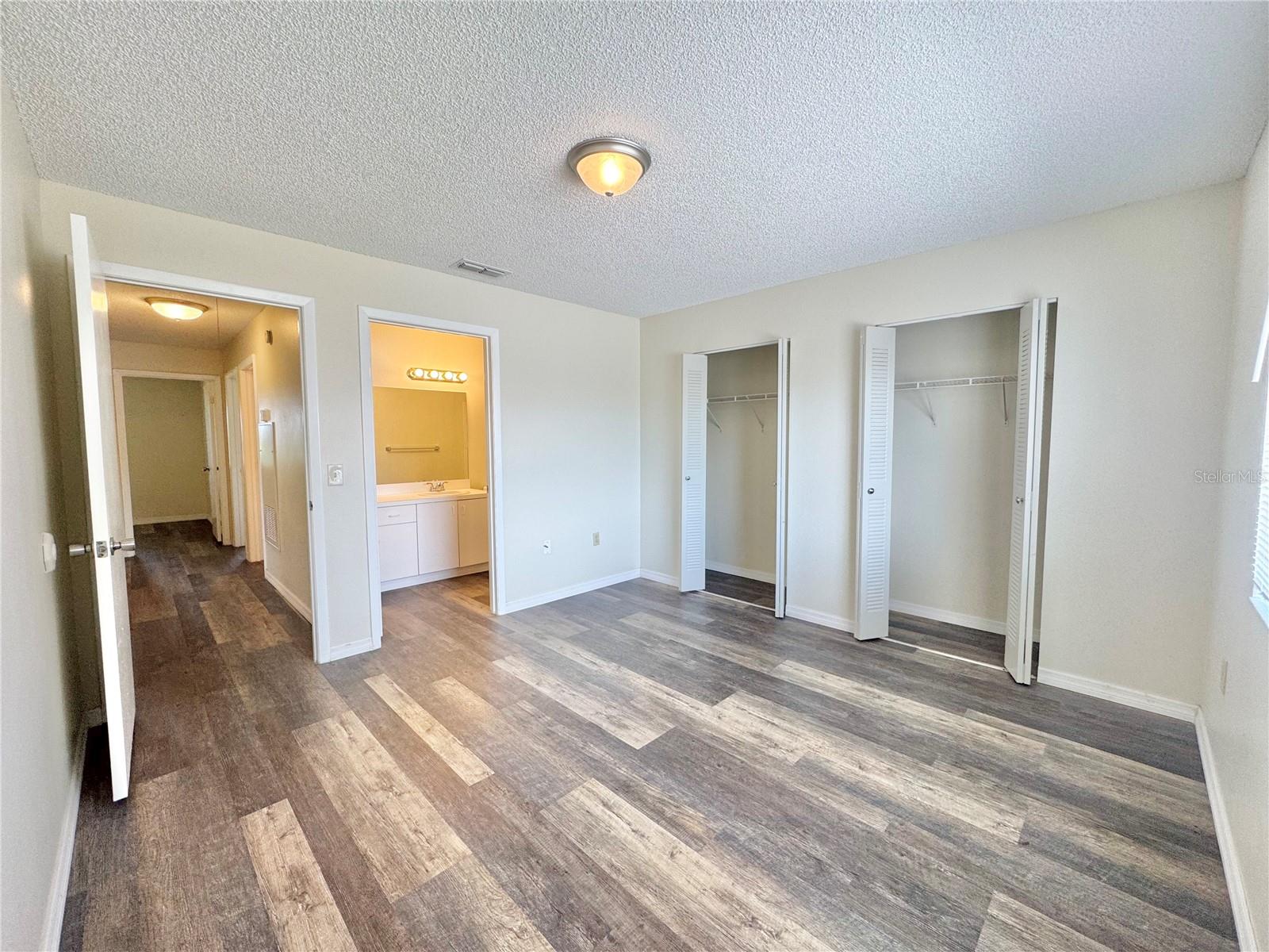 Image 17 of 42 For 112 Winter Ridge Drive 112
