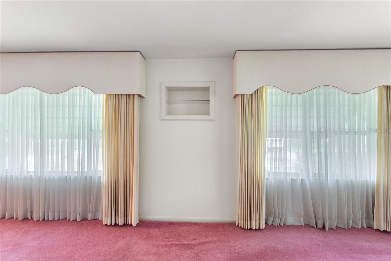 Image 14 of 39 For 601 Avenue U Ne