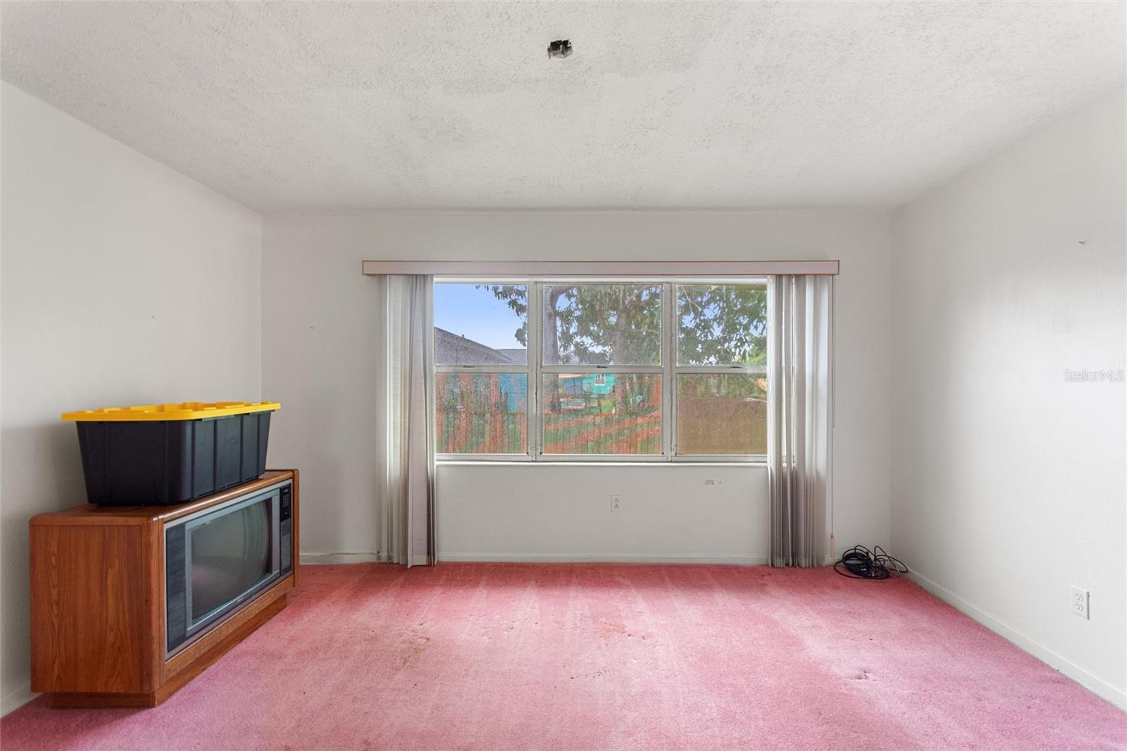 Image 20 of 39 For 601 Avenue U Ne