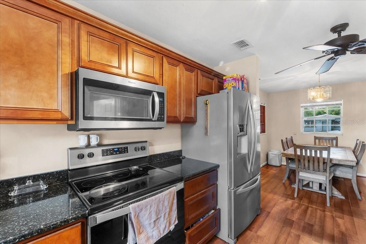 Image 14 of 35 For 113 4th Street