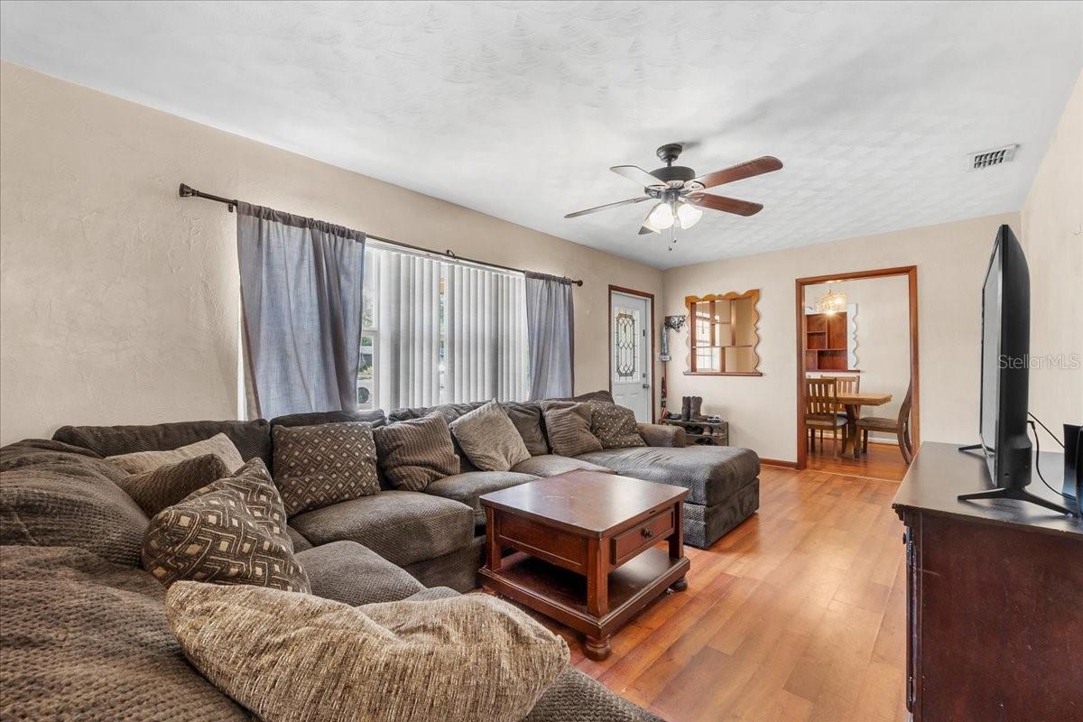 Image 8 of 35 For 113 4th Street