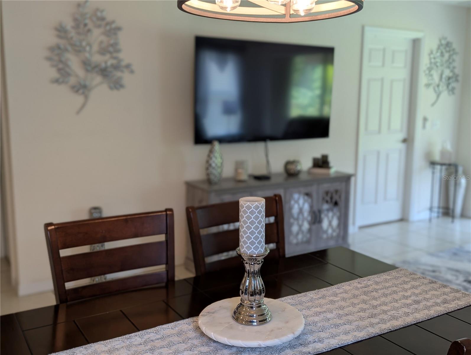 Image 18 of 38 For 4496 Turnberry Lane