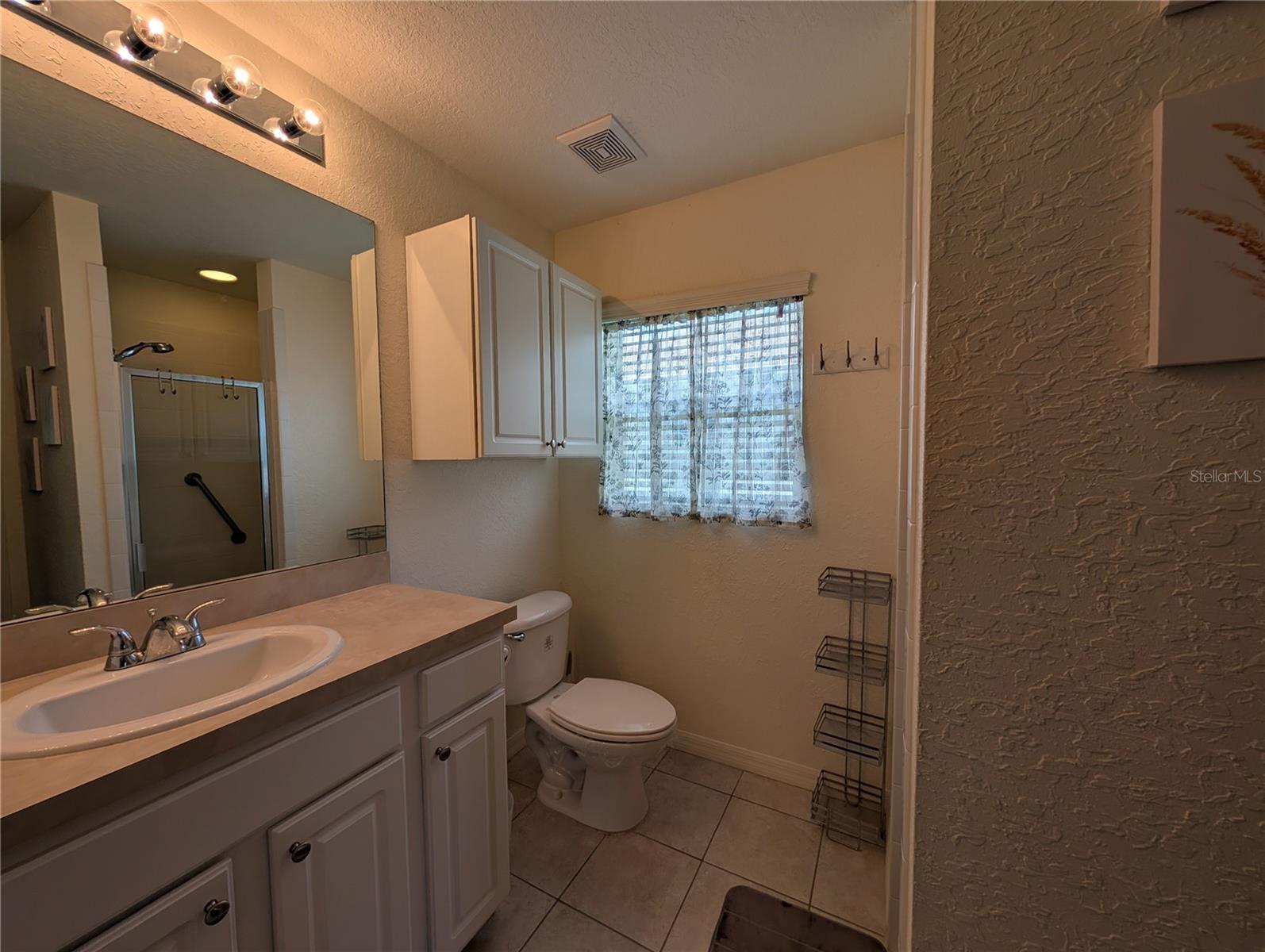 Image 32 of 38 For 4496 Turnberry Lane