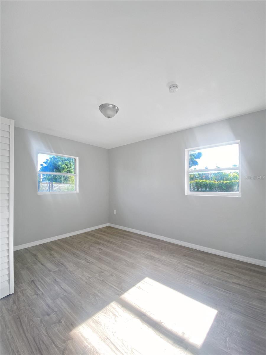 Image 23 of 28 For 1904 3rd Street Ne