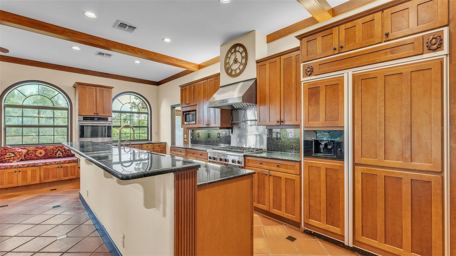 Image 13 of 95 For 1332 Evalyn Drive Se