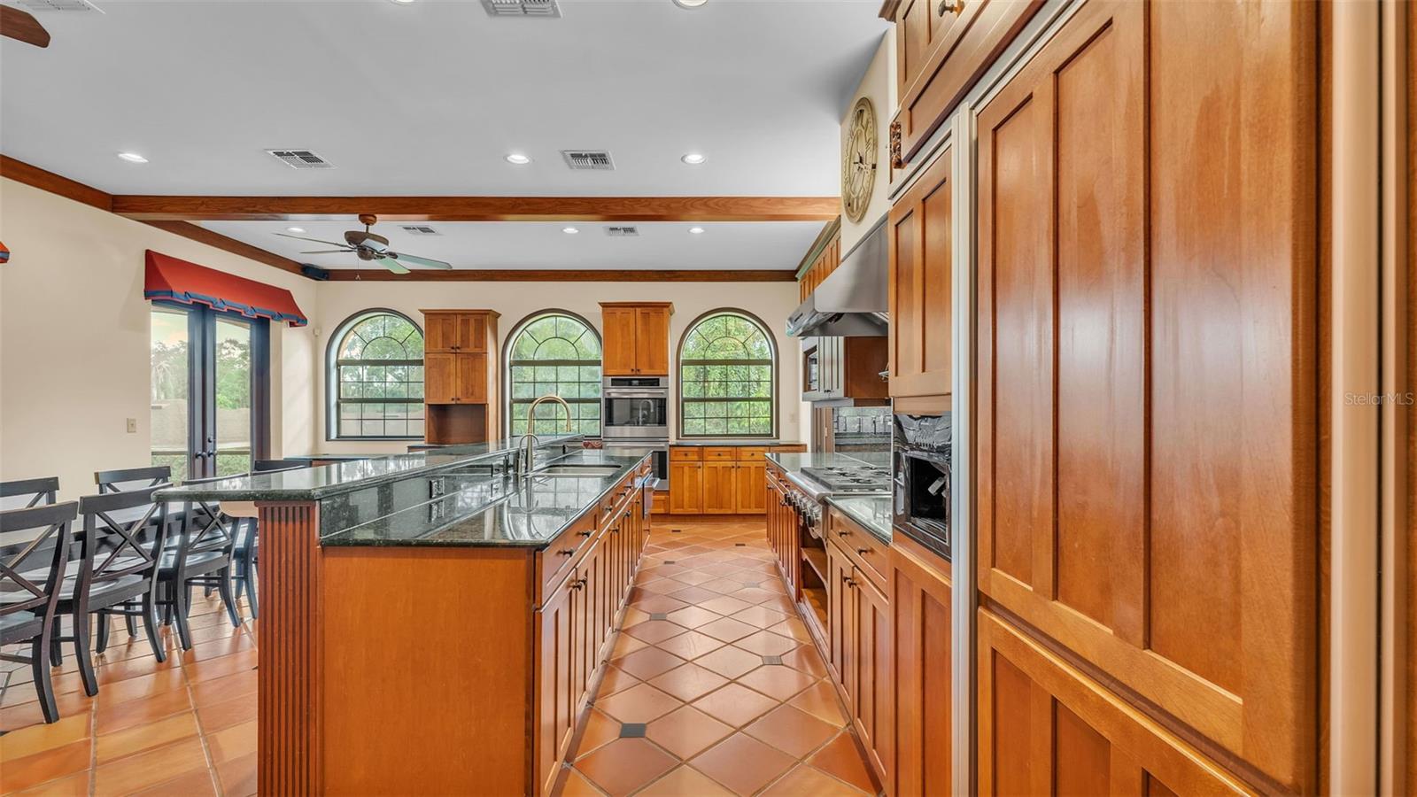 Image 20 of 95 For 1332 Evalyn Drive Se