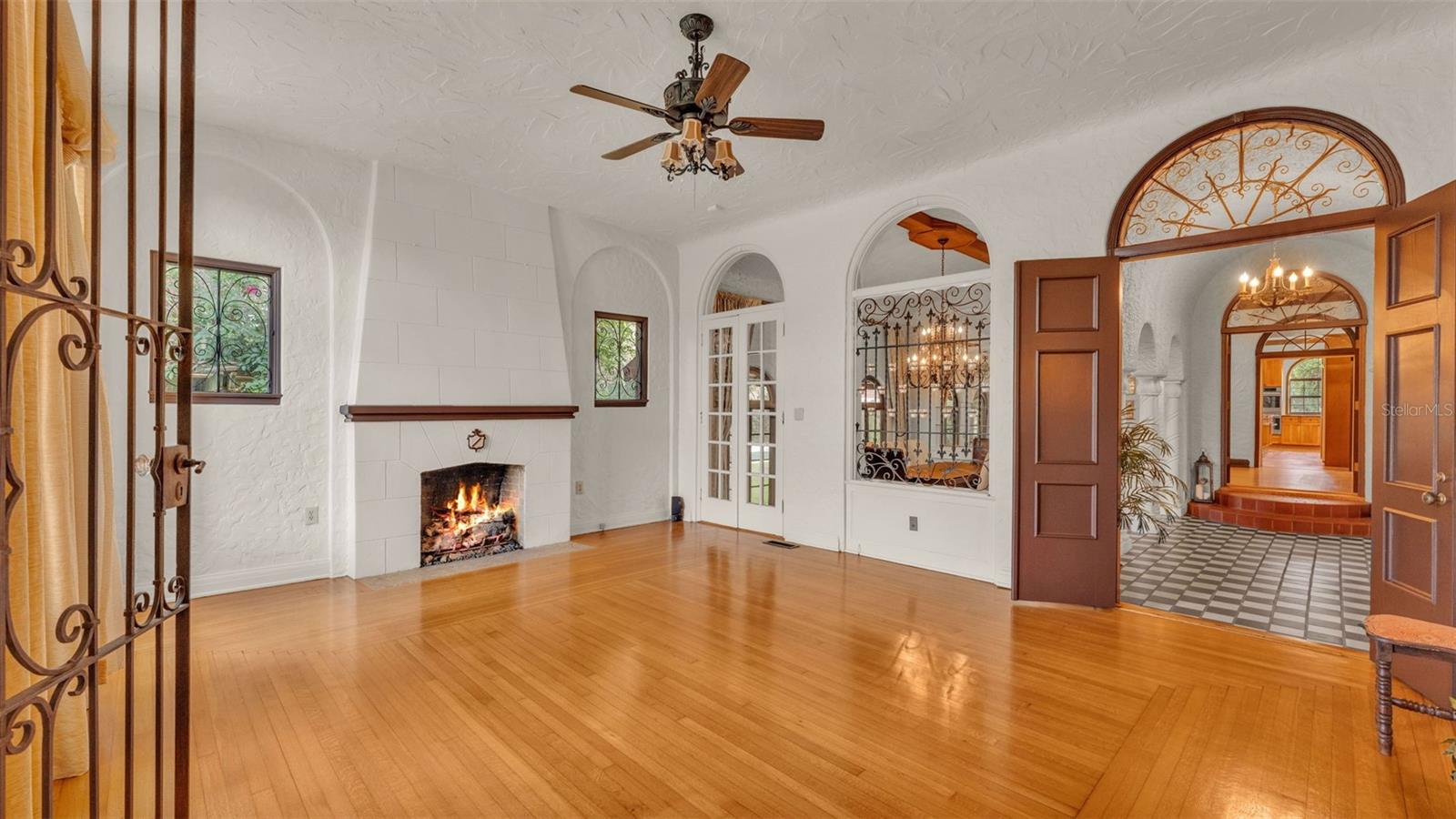 Image 31 of 95 For 1332 Evalyn Drive Se