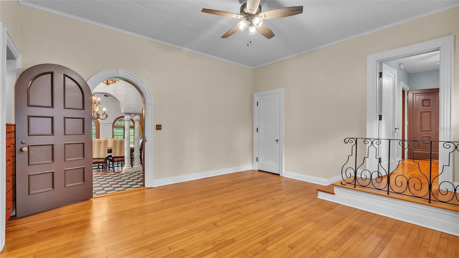 Image 49 of 95 For 1332 Evalyn Drive Se