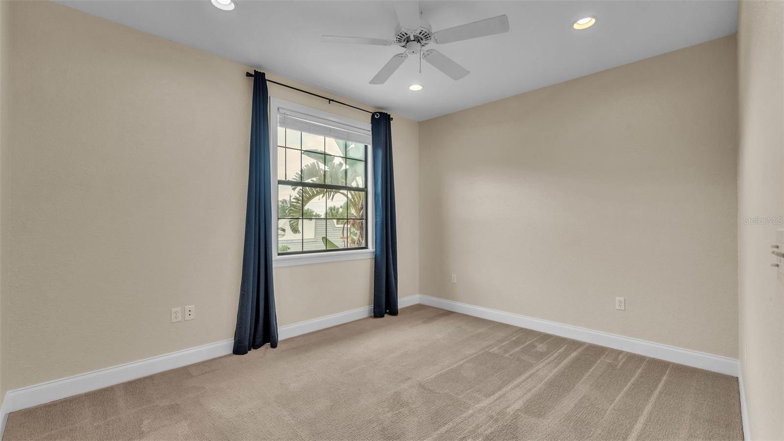 Image 57 of 95 For 1332 Evalyn Drive Se