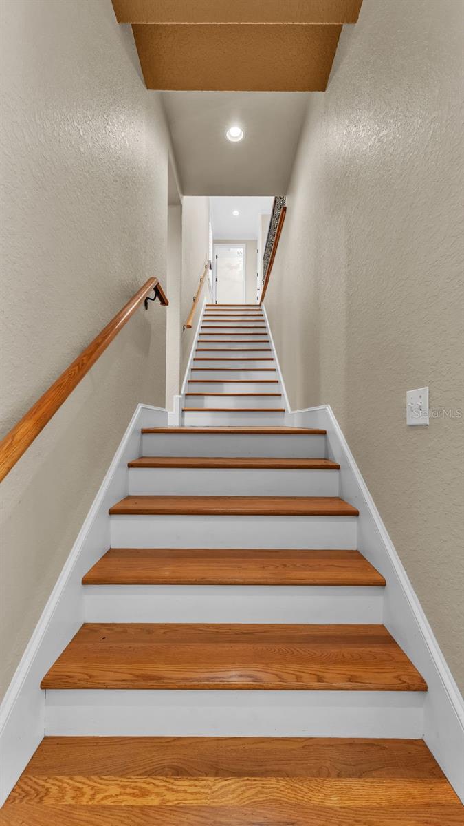 Image 69 of 95 For 1332 Evalyn Drive Se