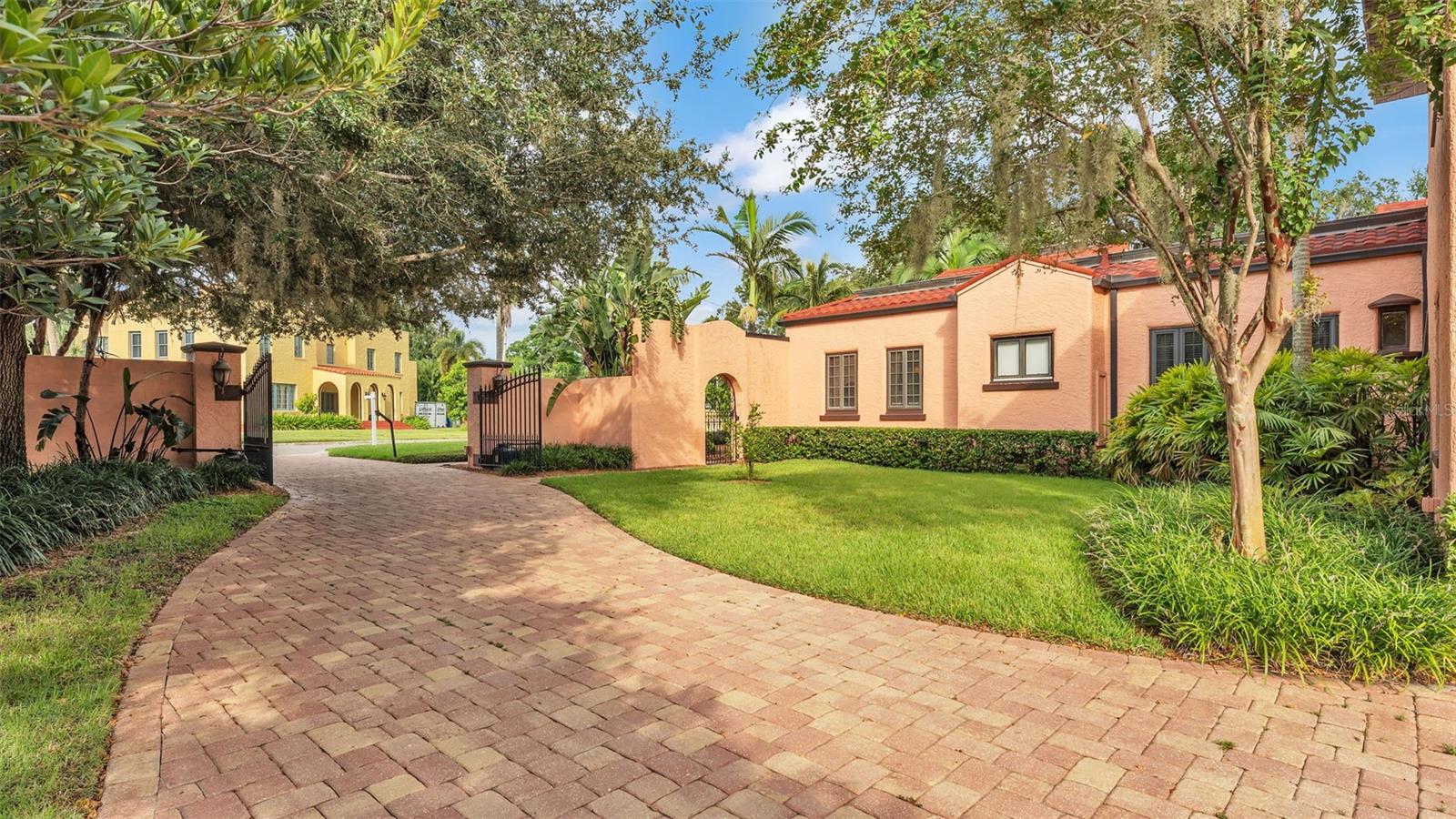 Image 79 of 95 For 1332 Evalyn Drive Se