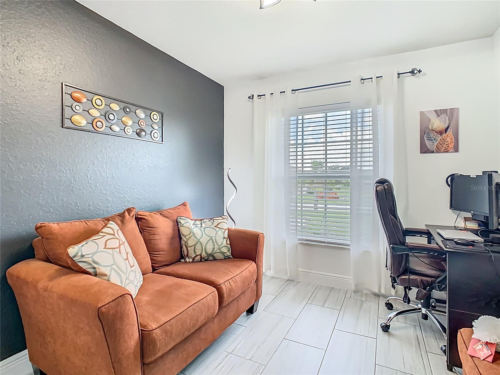 Image 33 of 63 For 1803 Blue Sky Boulevard