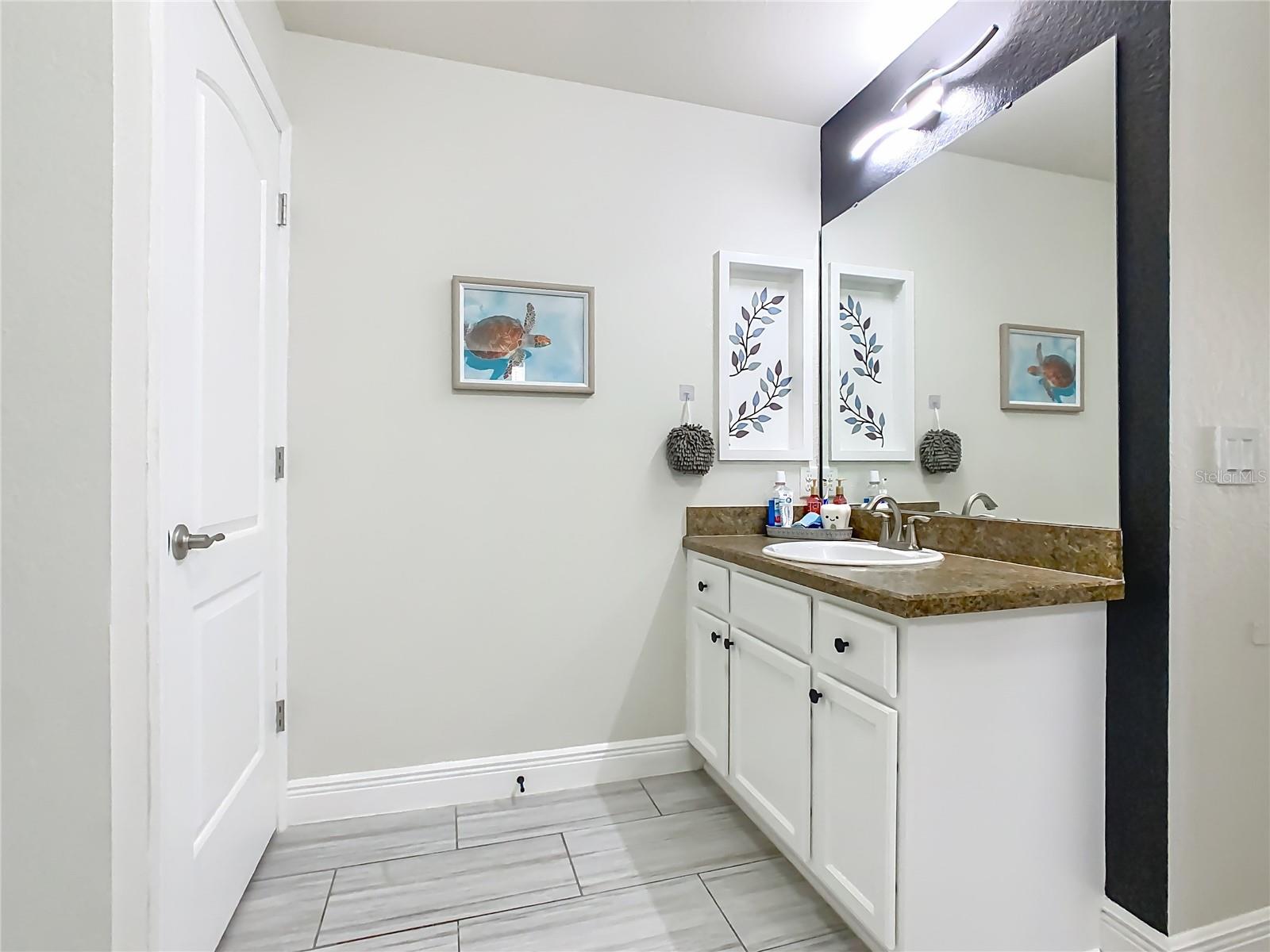 Image 40 of 63 For 1803 Blue Sky Boulevard