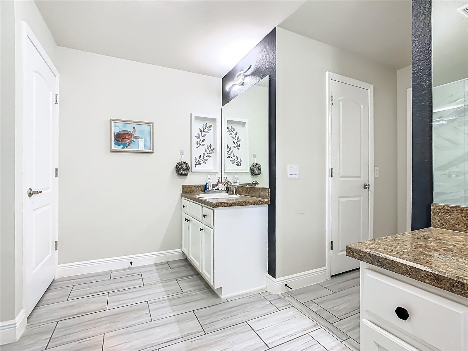 Image 42 of 63 For 1803 Blue Sky Boulevard