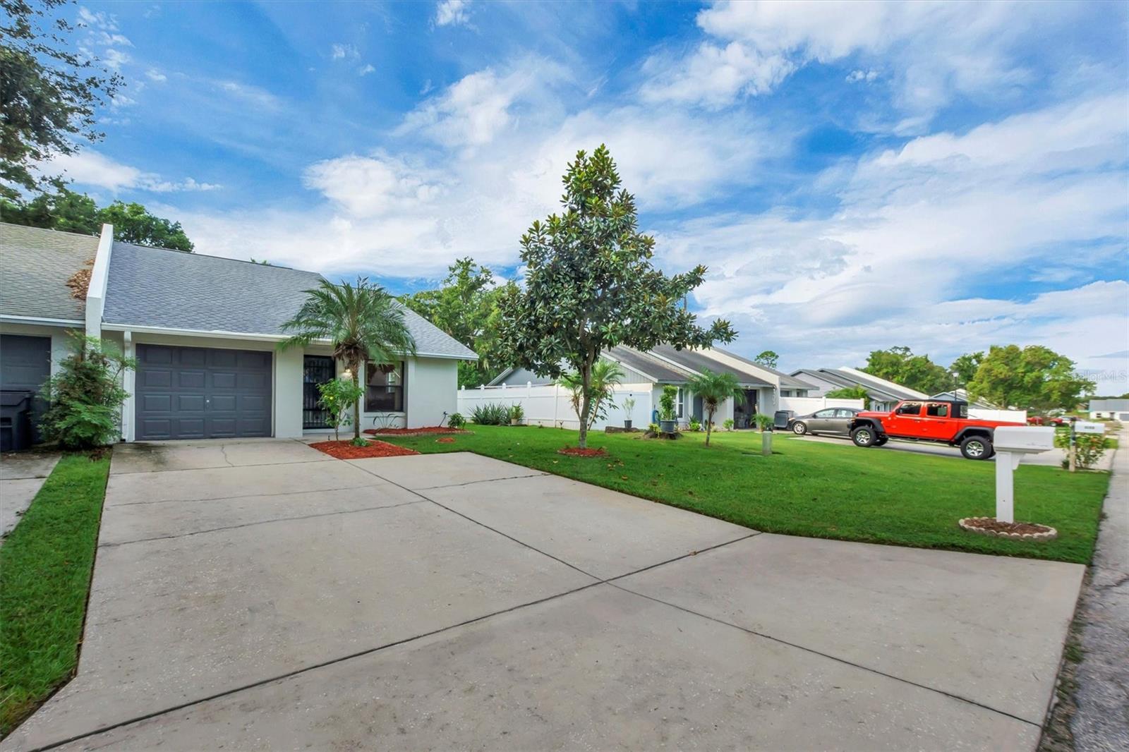 Image 4 of 36 For 1154 Dosseywood Lane