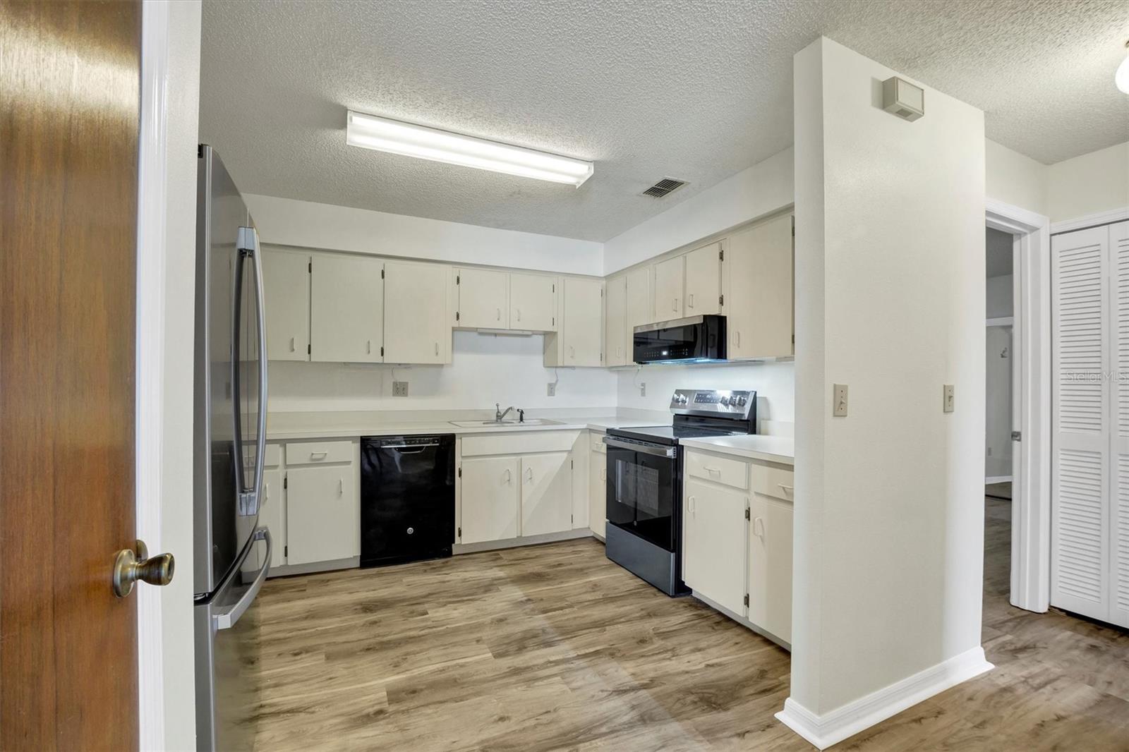 Image 9 of 36 For 1154 Dosseywood Lane