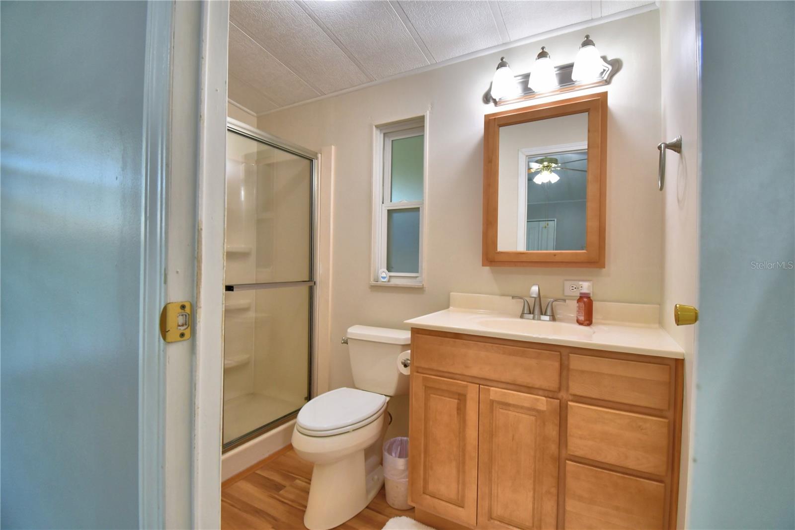 Image 30 of 57 For 443 Village Circle Sw