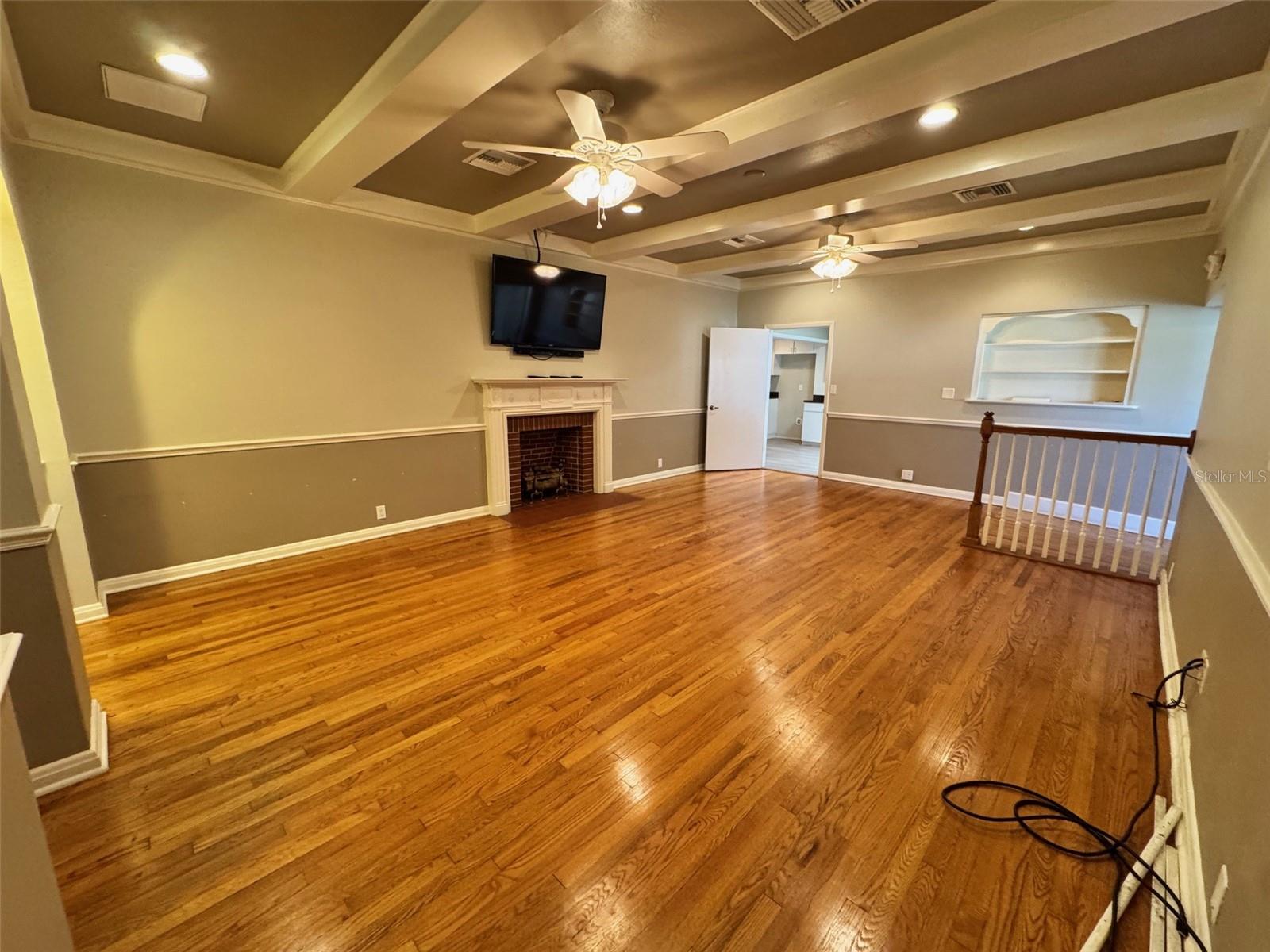 Image 21 of 30 For 700 Avenue B Sw