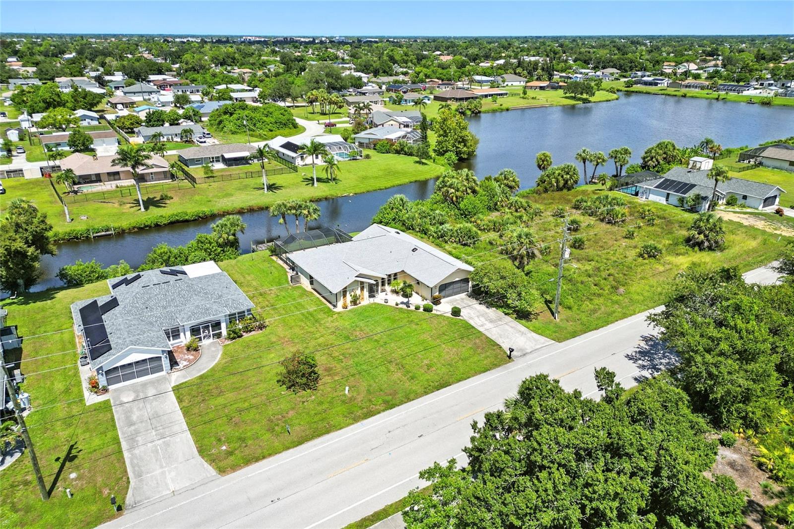 Image 2 of 46 For 3305 Beacon Drive