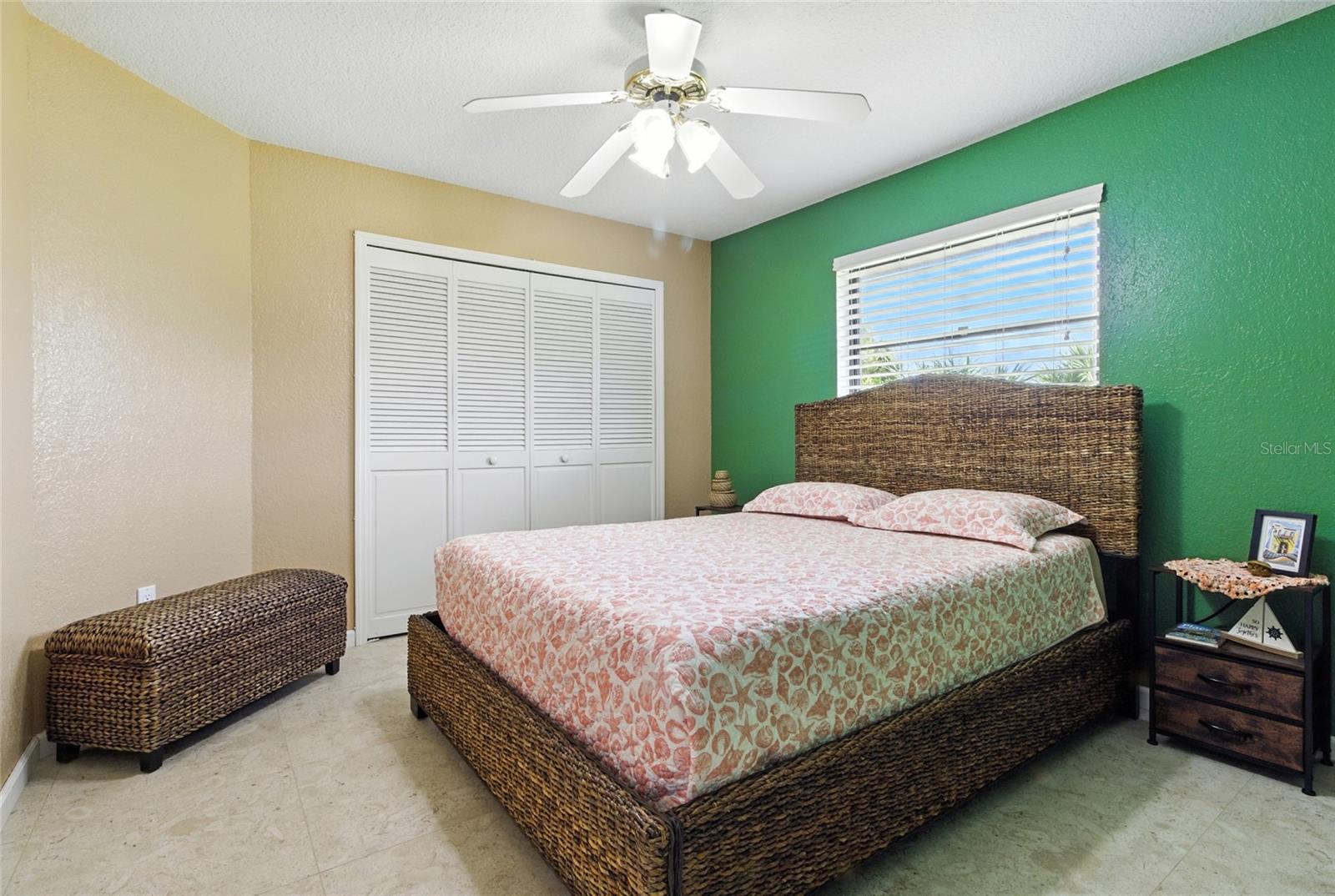 Image 22 of 46 For 3305 Beacon Drive