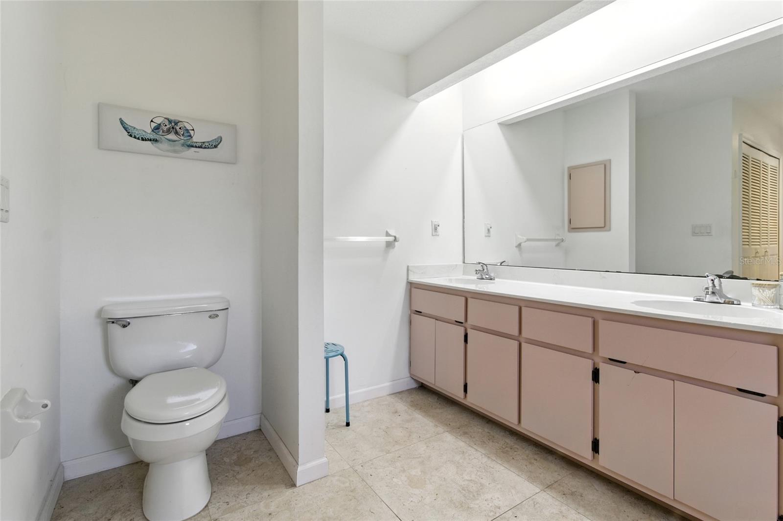 Image 32 of 46 For 3305 Beacon Drive