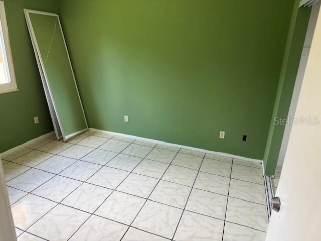 Image 10 of 12 For 1732 Avenue C Ne