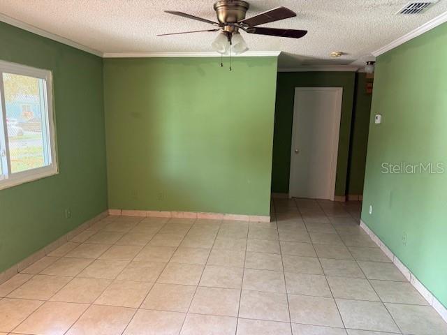 Image 3 of 12 For 1732 Avenue C Ne