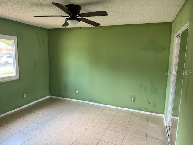 Image 7 of 12 For 1732 Avenue C Ne