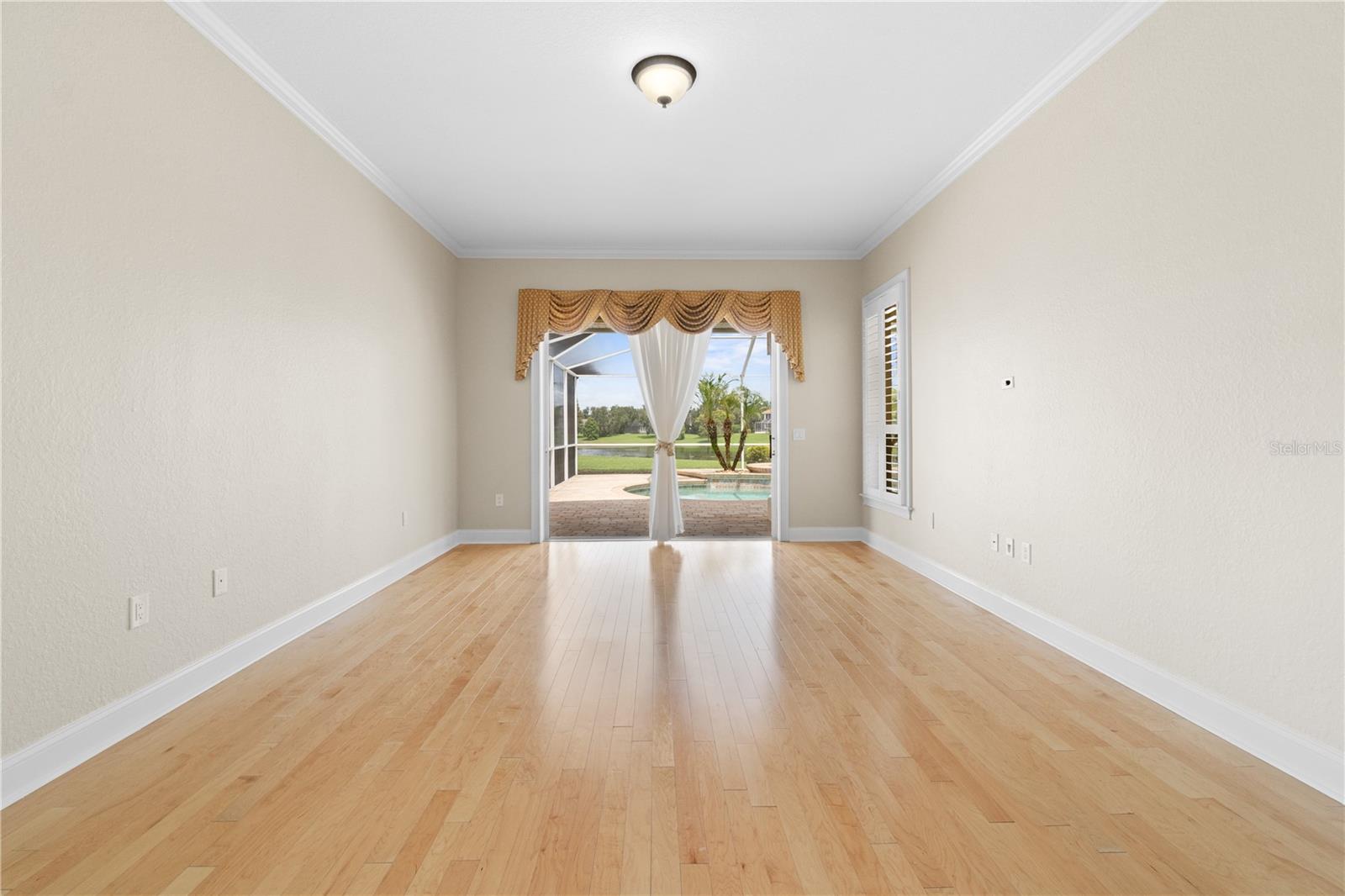Image 27 of 65 For 105 Wyndham Drive