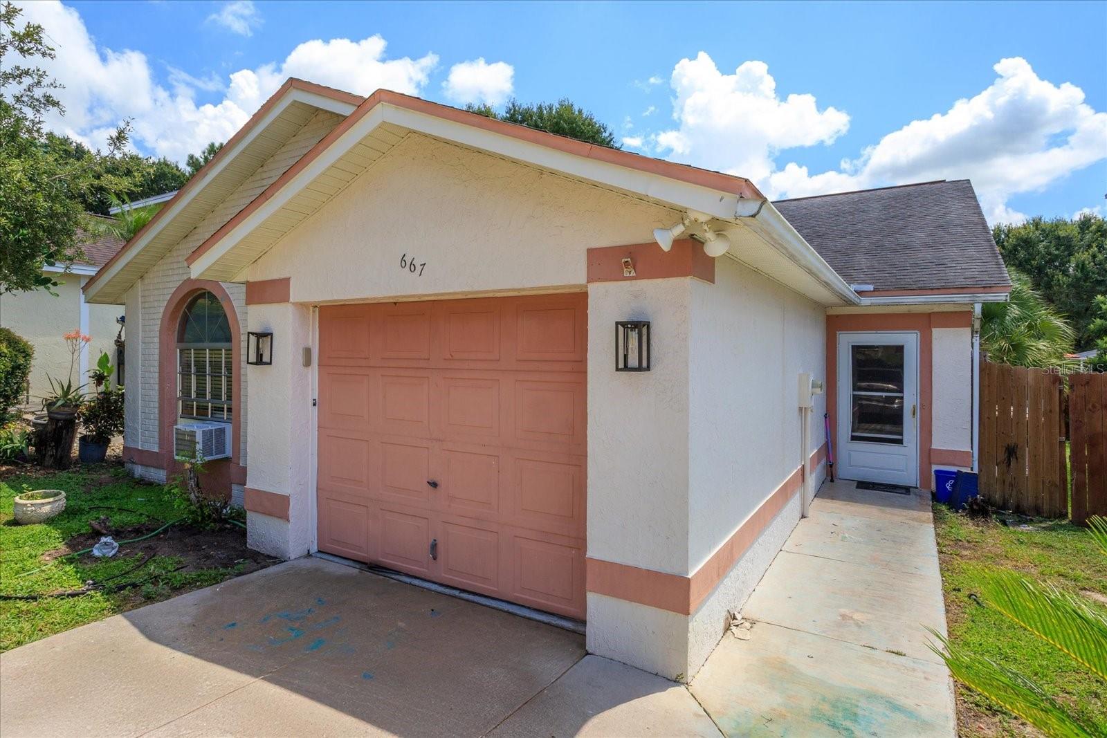Image 2 of 19 For 667 Lake Dexter Circle