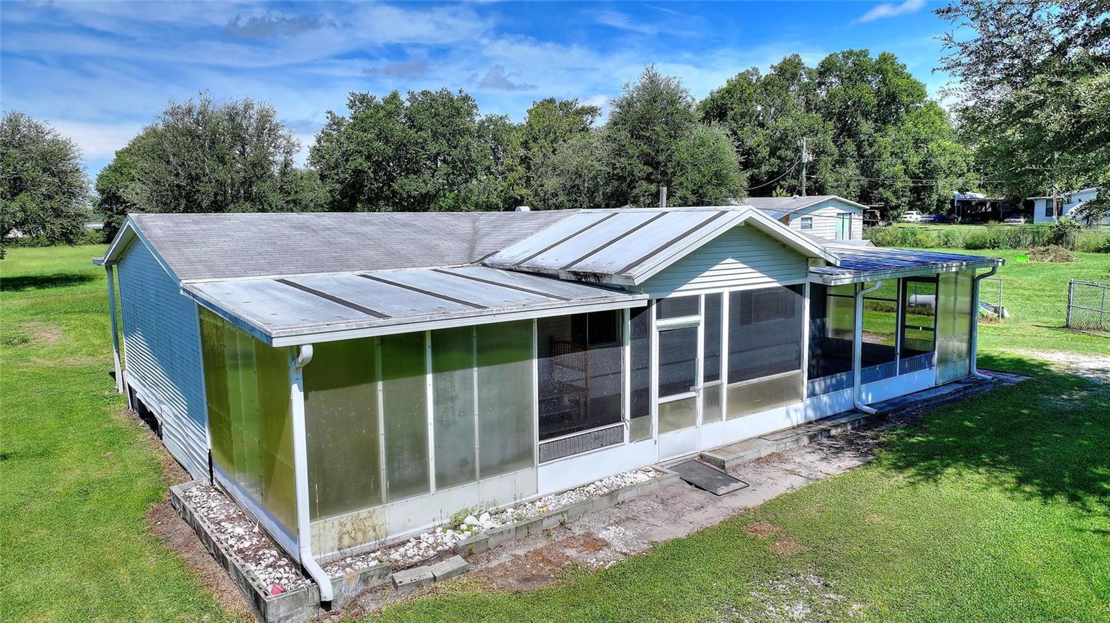 Image 2 of 45 For 1630 Sutton Rd