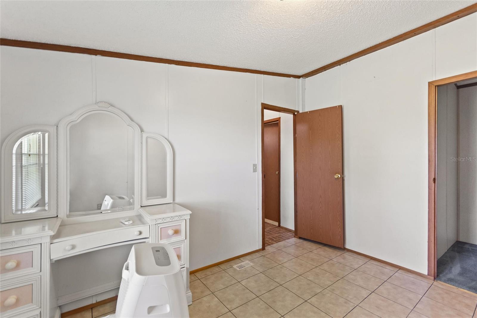 Image 20 of 45 For 1630 Sutton Rd