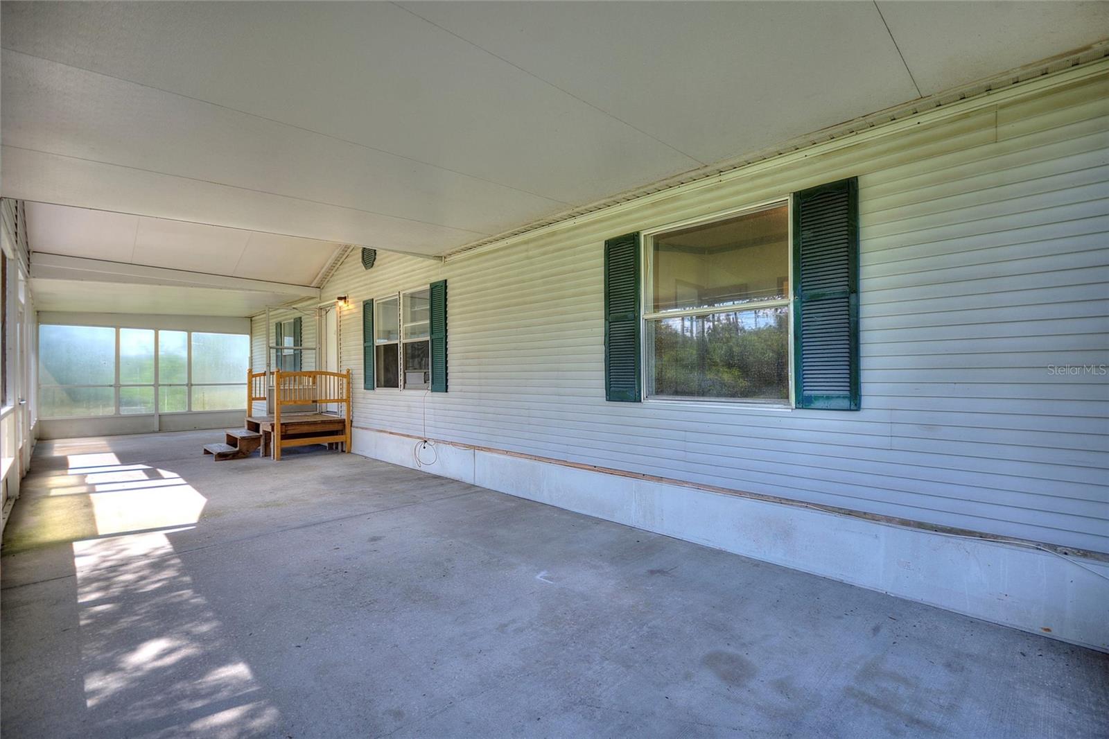 Image 23 of 45 For 1630 Sutton Rd