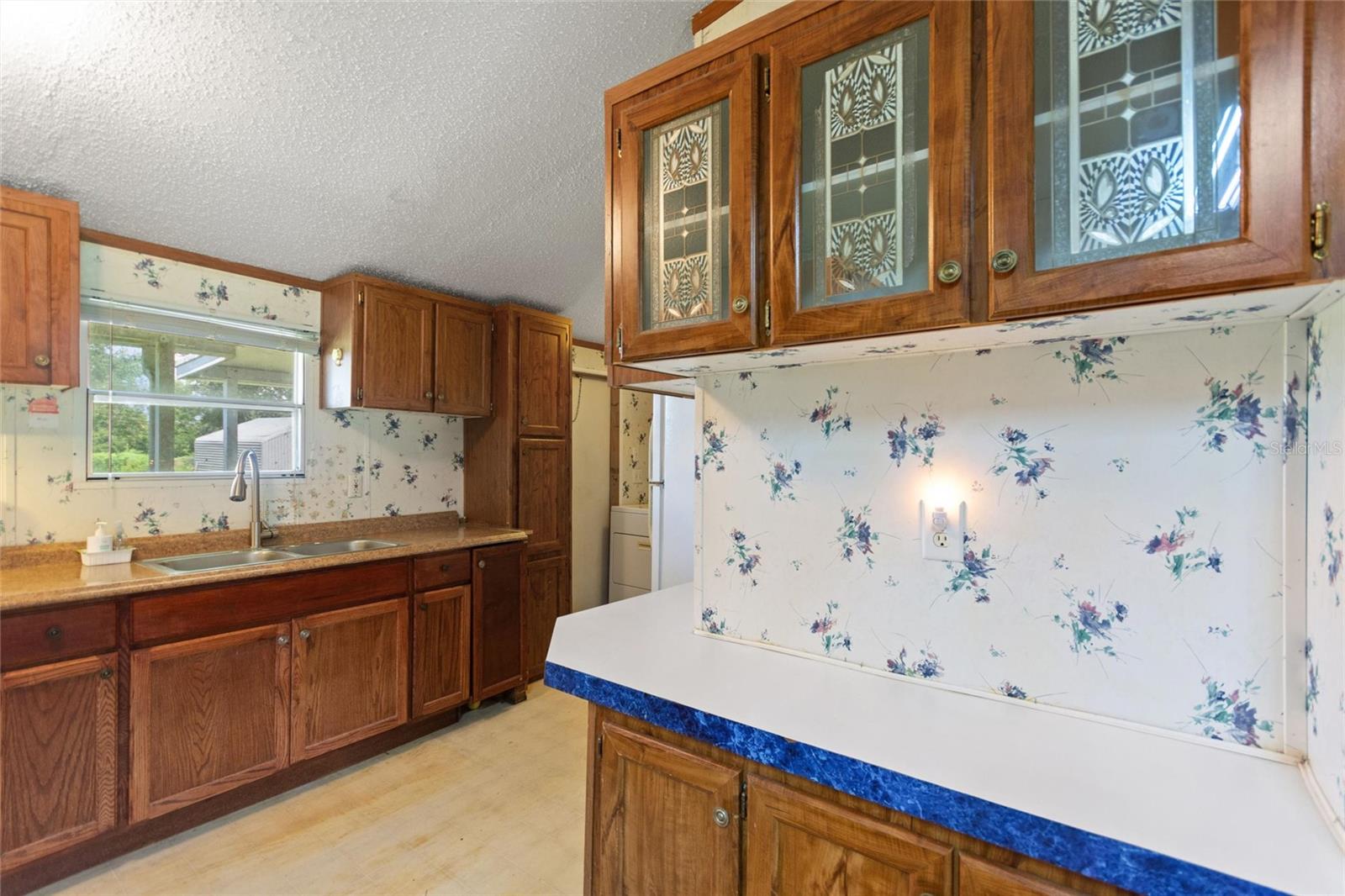 Image 9 of 45 For 1630 Sutton Rd