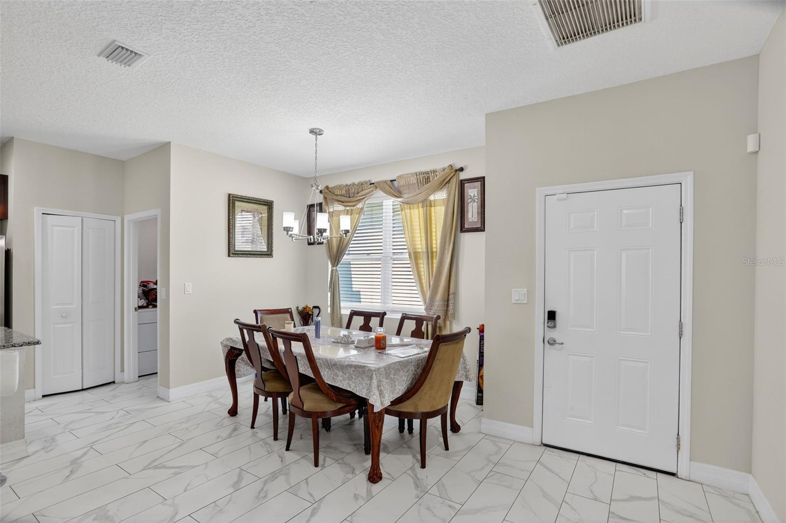 Image 18 of 49 For 320 Anchovie Court