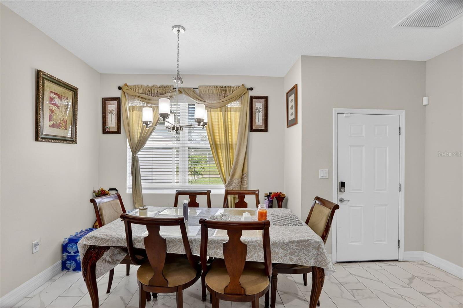 Image 19 of 49 For 320 Anchovie Court
