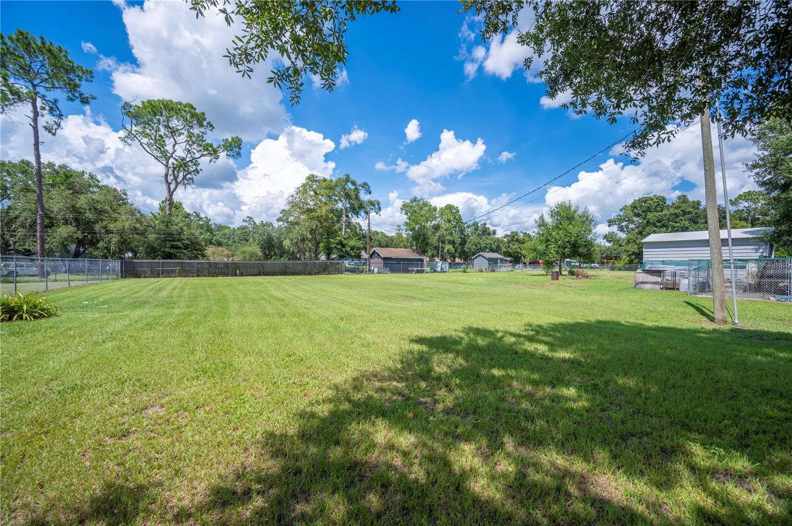 Image 10 of 57 For 4711 Acorn Drive S