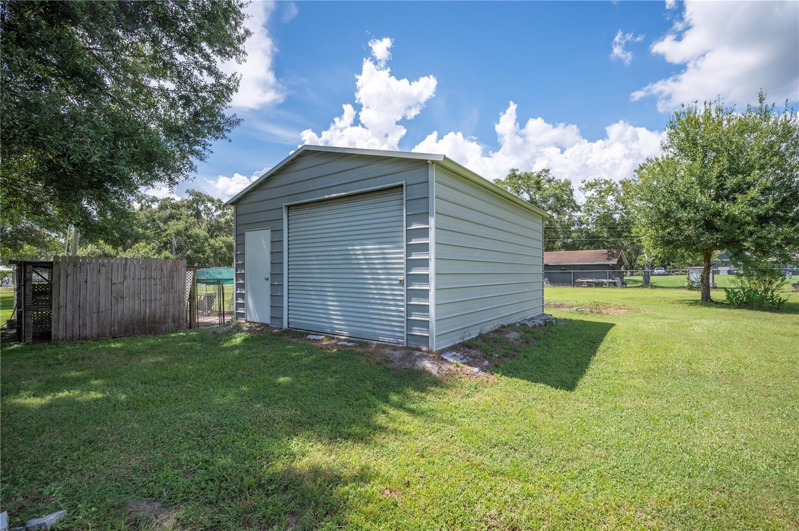 Image 14 of 57 For 4711 Acorn Drive S