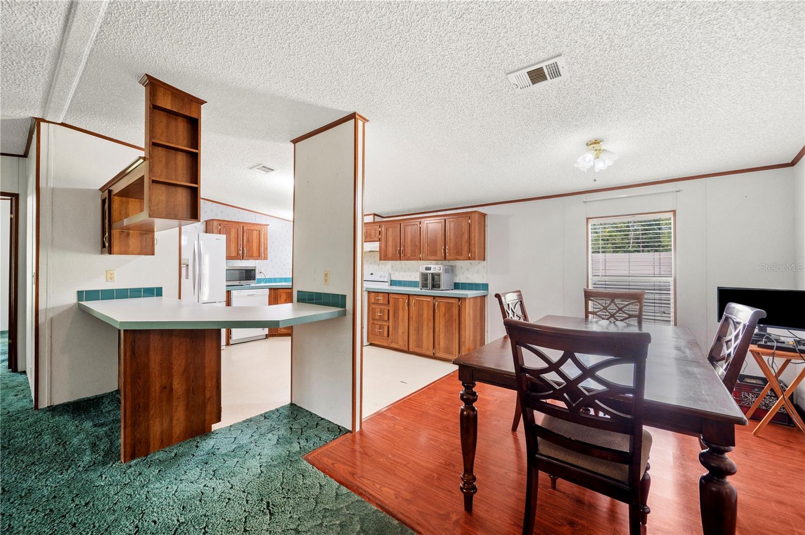 Image 20 of 57 For 4711 Acorn Drive S
