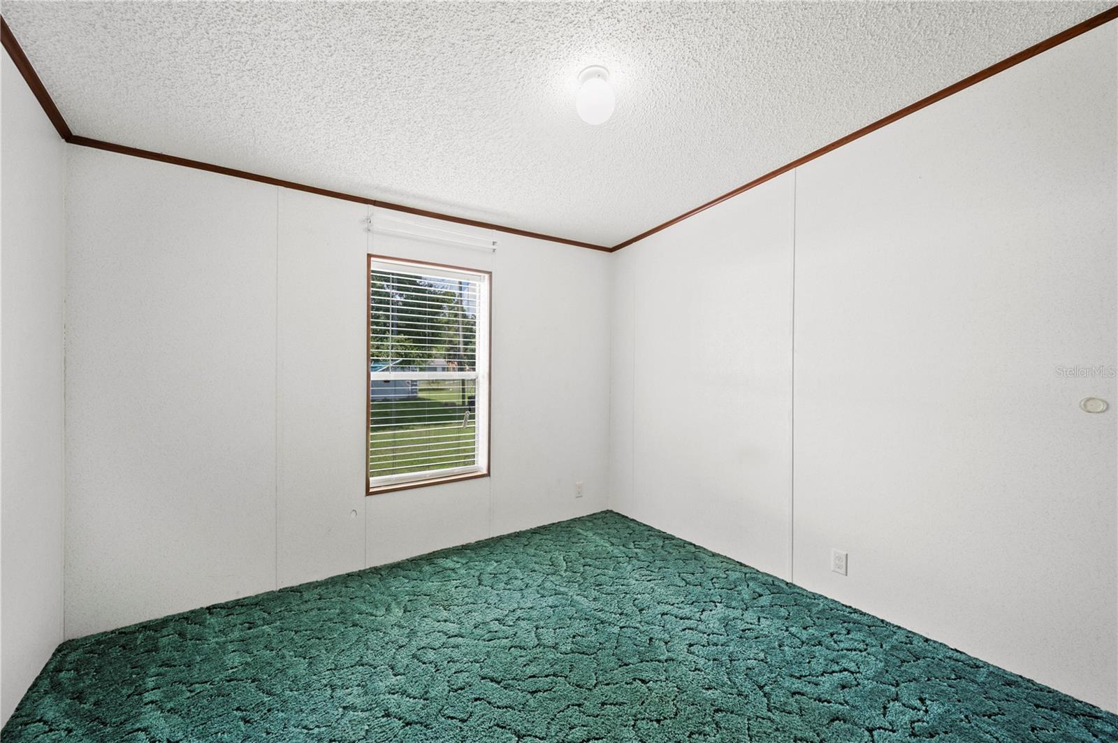 Image 32 of 57 For 4711 Acorn Drive S