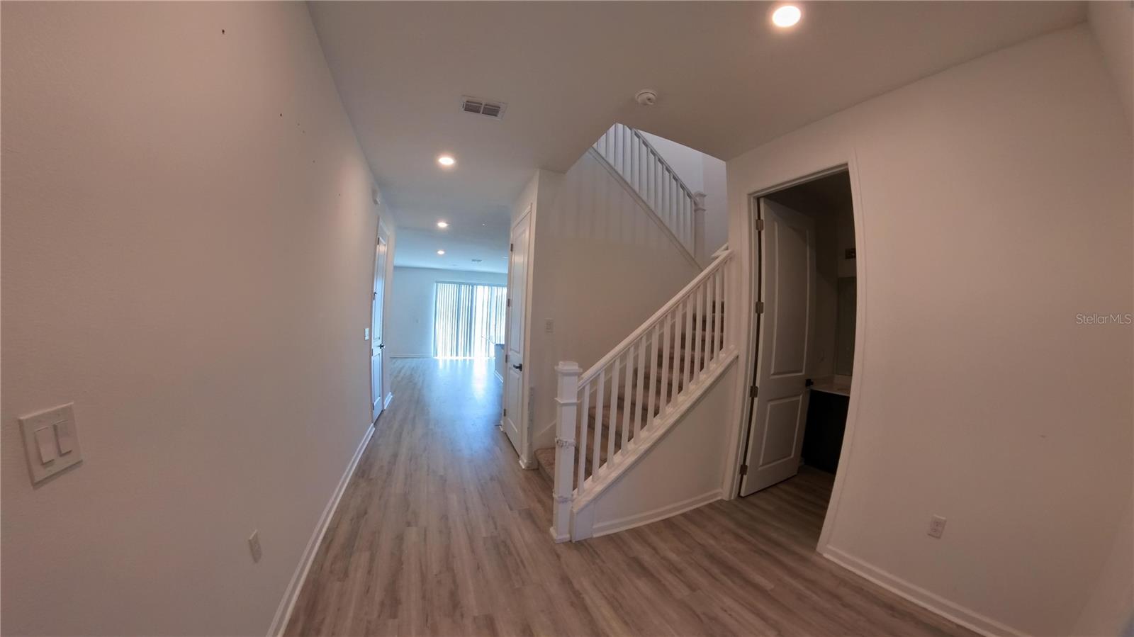 Image 3 of 26 For 1209 Mattie Pointe Boulevard