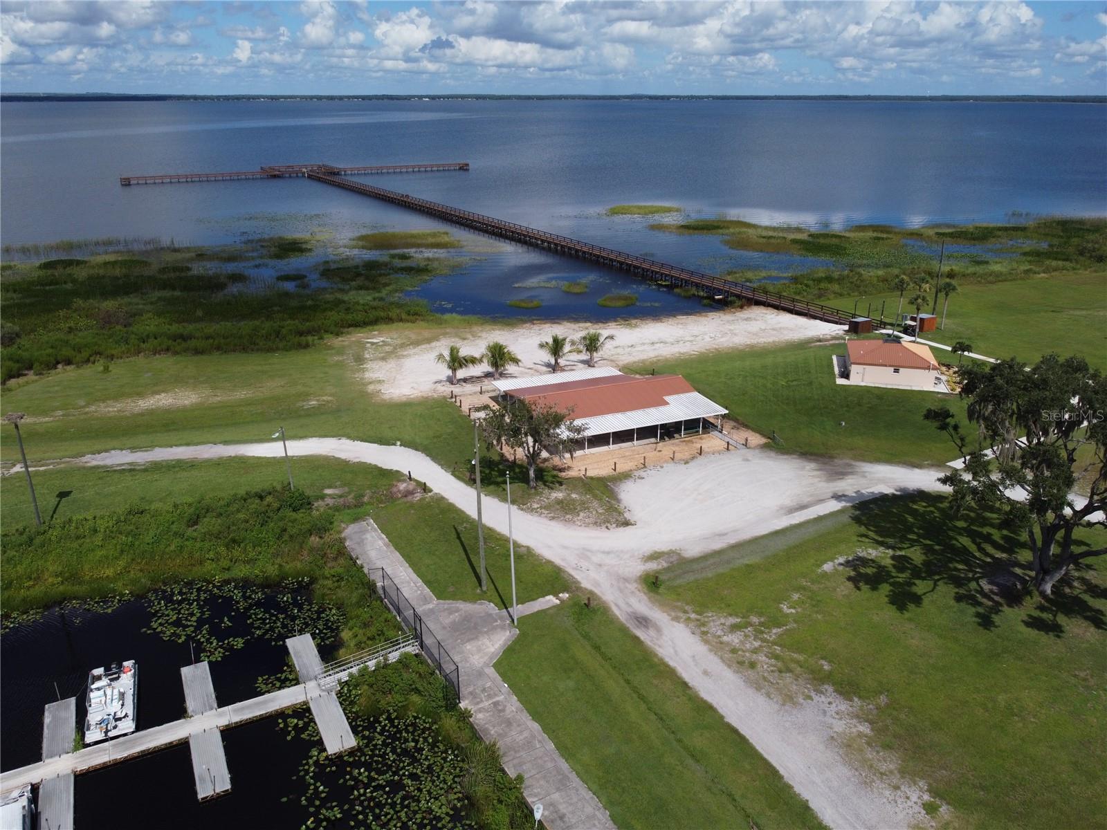 Image 5 of 8 For 501 Valencia Drive